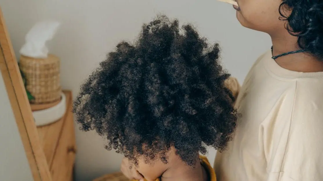 Children brushing teeth together, representing dental anxiety in children.